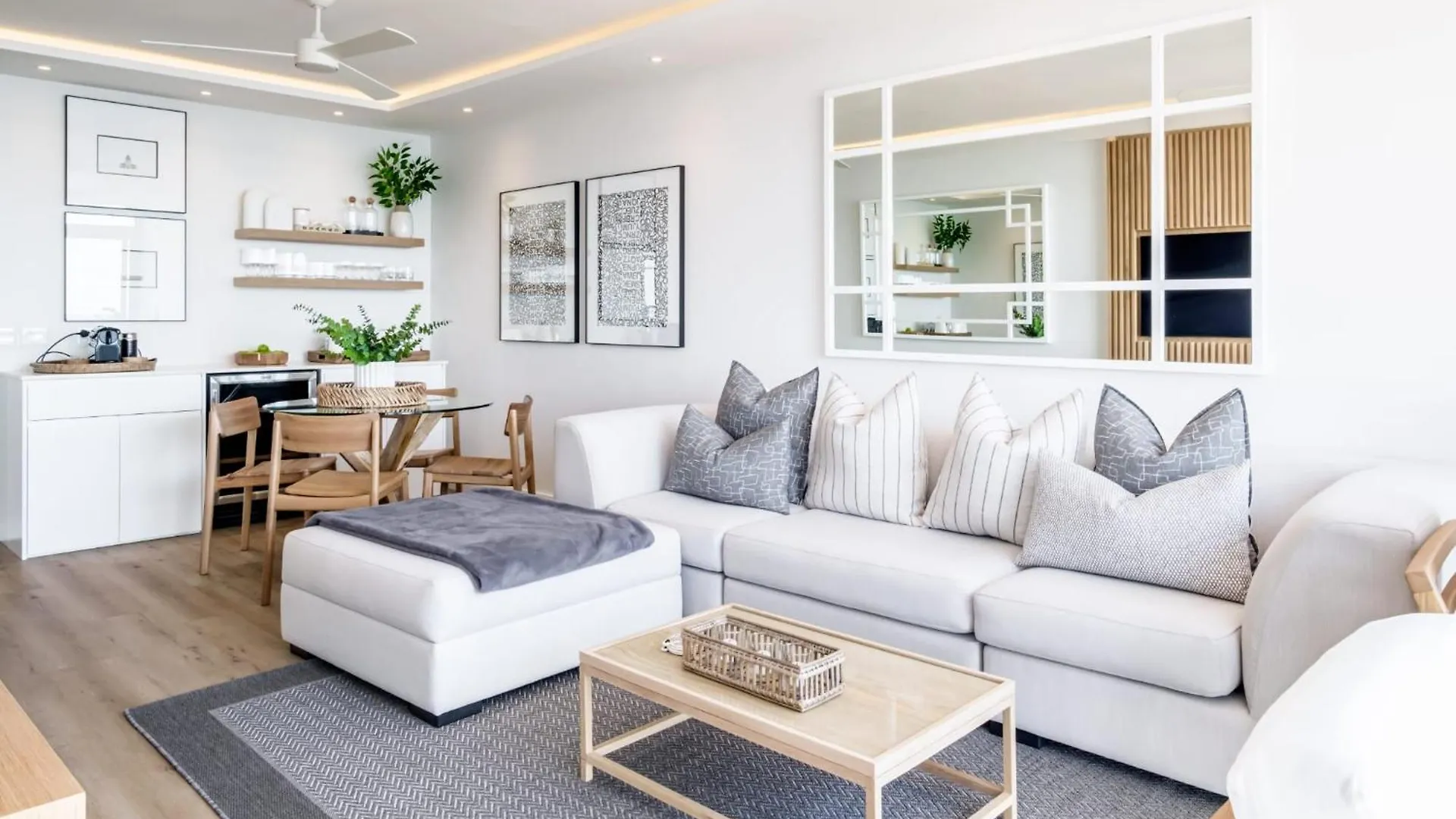 Mouille Views Apartment Cape Town