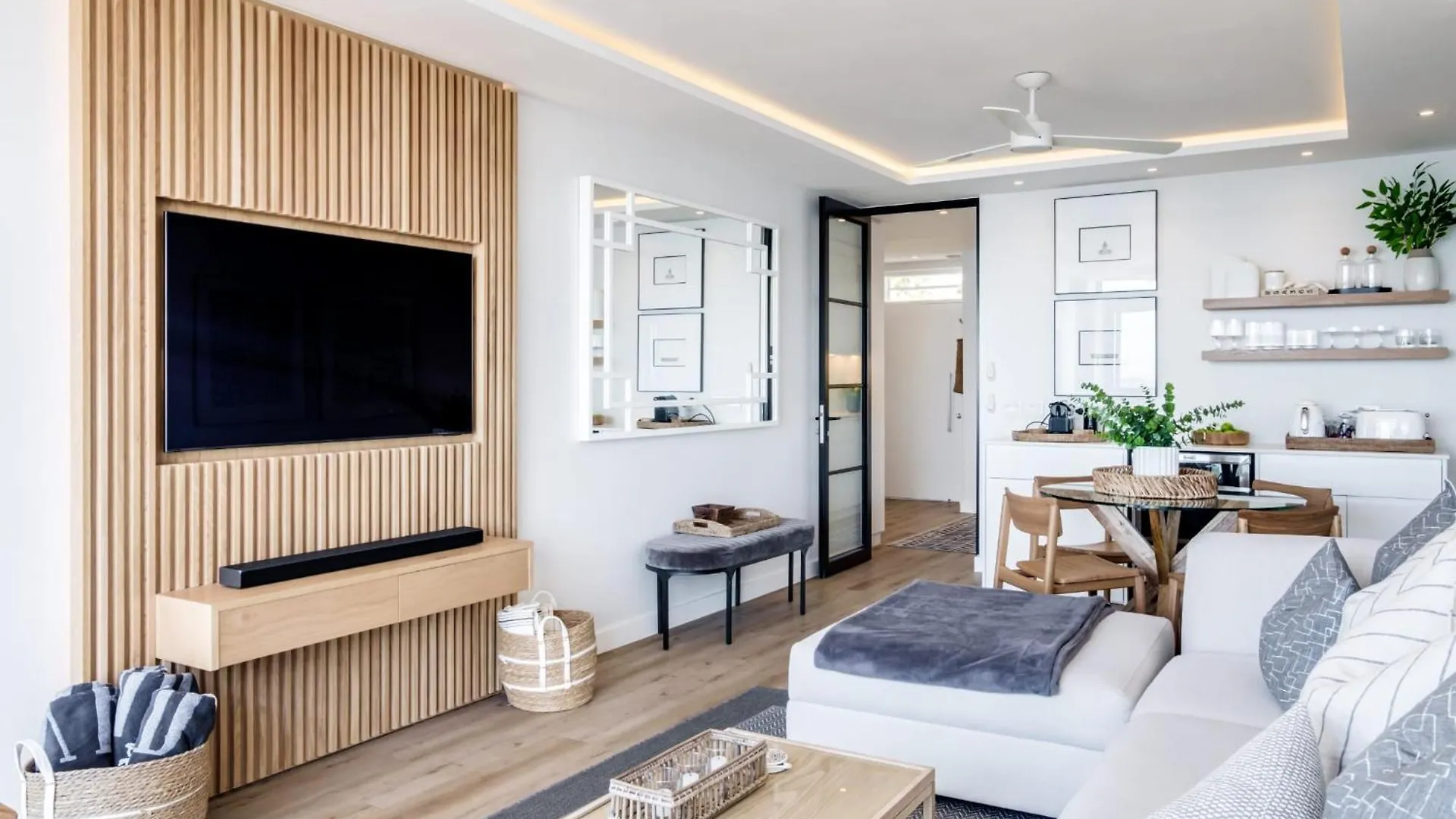 Mouille Views Apartment Cape Town South Africa