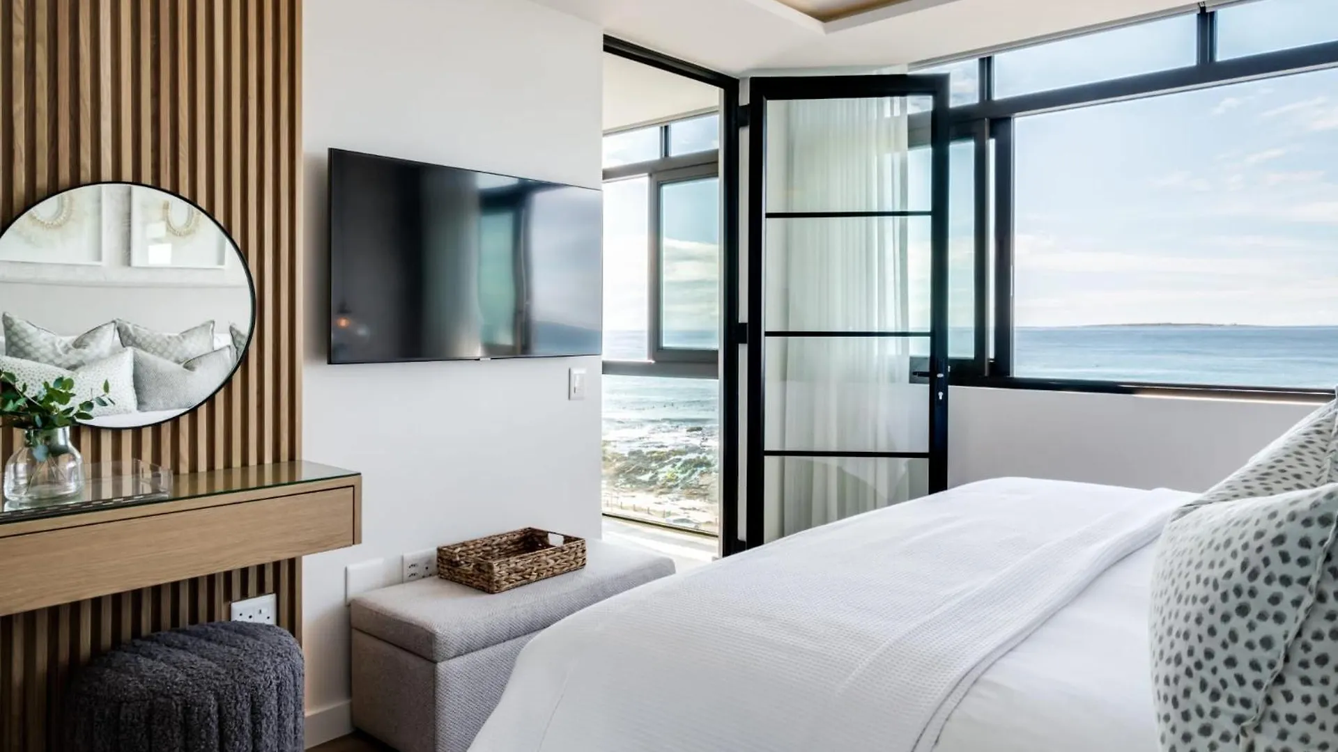 Mouille Views Apartment Cape Town